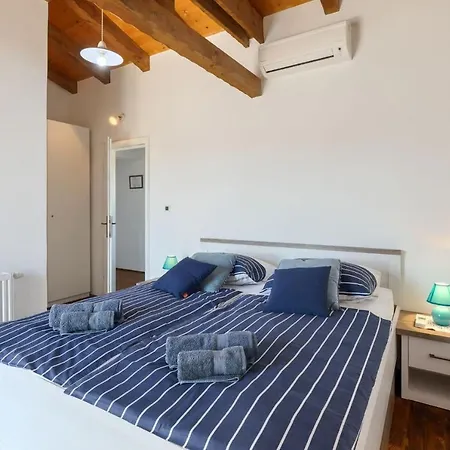 Rustic Marijanin Vrt With Pool In * Tinjan