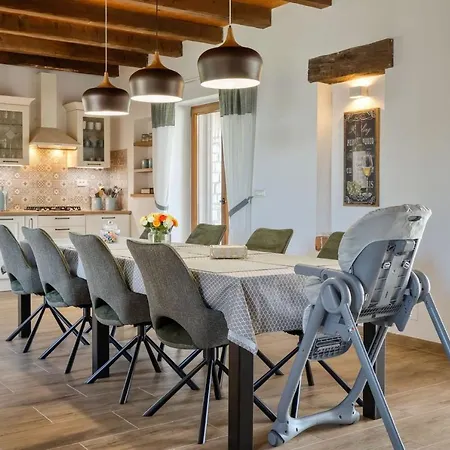 Rustic Marijanin Vrt With Pool In * Tinjan