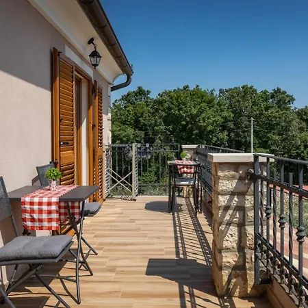 Rustic Marijanin Vrt With Pool In *