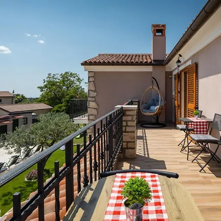 Rustic Marijanin Vrt With Pool In * Tinjan