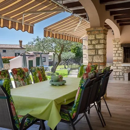 Rustic Marijanin Vrt With Pool In *