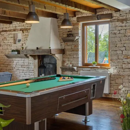 Rustic Marijanin Vrt With Pool In *
