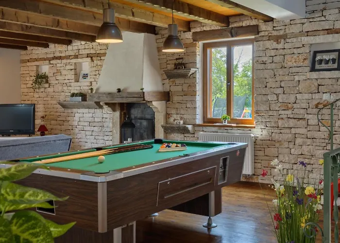 Rustic Marijanin Vrt With Pool In *